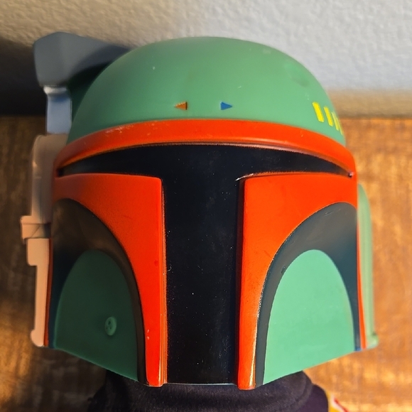 Star Wars Boba Fett Plush Toy - Green and Red - Picture 7 of 7